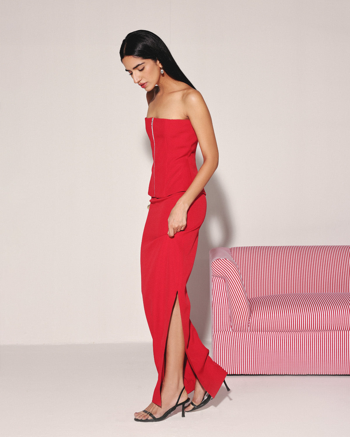 THE RED CHASE TOP