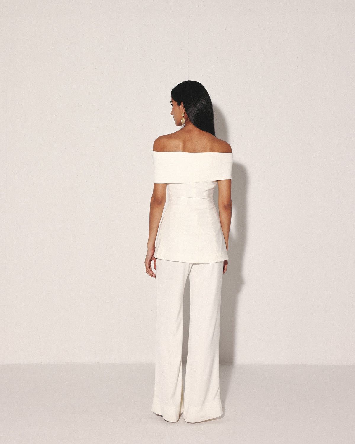 THE WRAPPED UP TOP IN WHITE