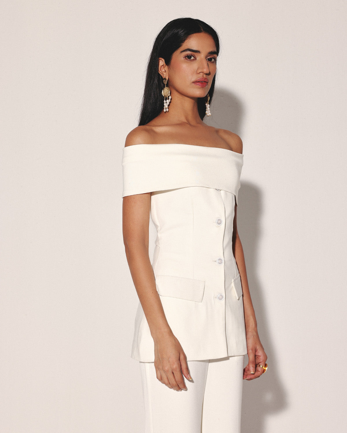 THE WRAPPED UP TOP IN WHITE