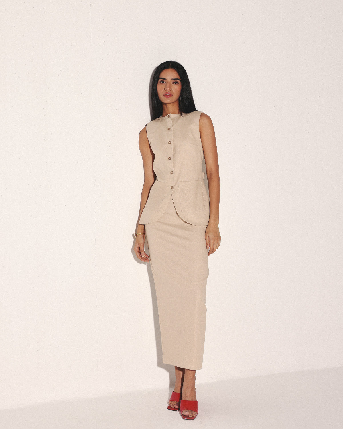 The Lady Dianna Linen Skirt Suit