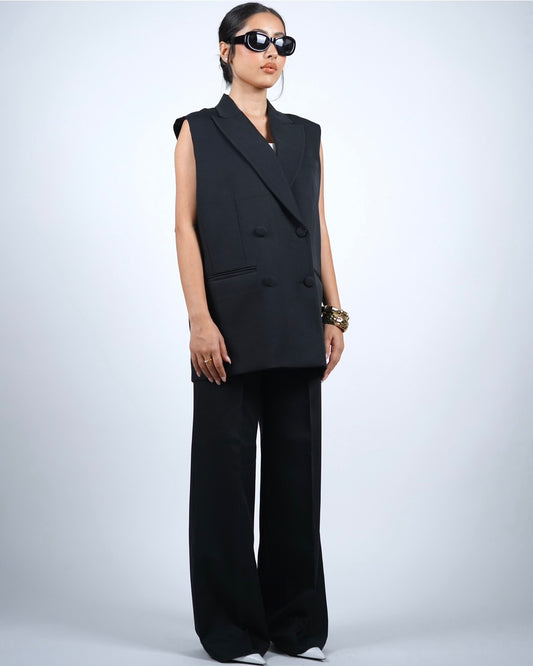 Black Sleeveless Pantsuit