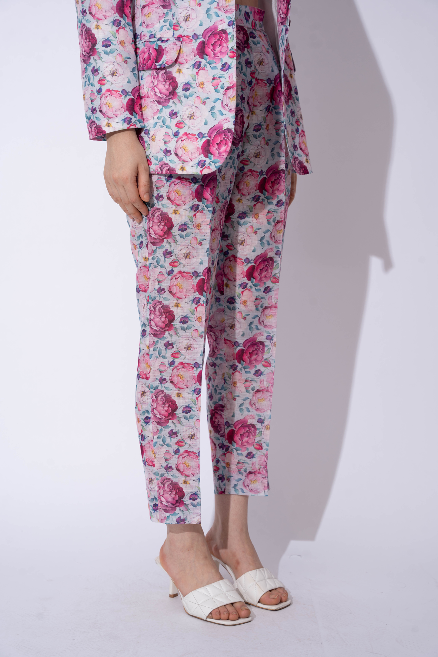 FLORAL LINEN PANTS