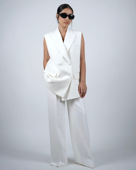 White Sleeveless Pantsuit