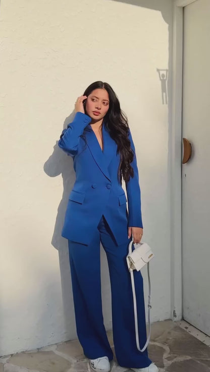 BLUE PANTSUIT