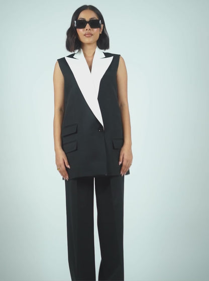 White Black Sleeveless Pantsuit